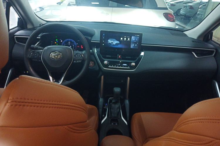 Used Toyota FRONTLANDER 2023 2.0L CVT Leading Edition
