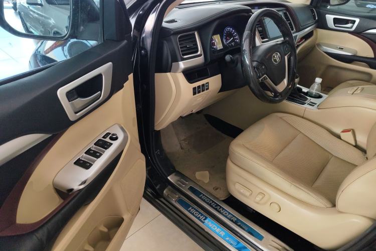 Used Toyota Highlander 2015 2.0T Four-Wheel Drive Luxury Edition 7-Seater