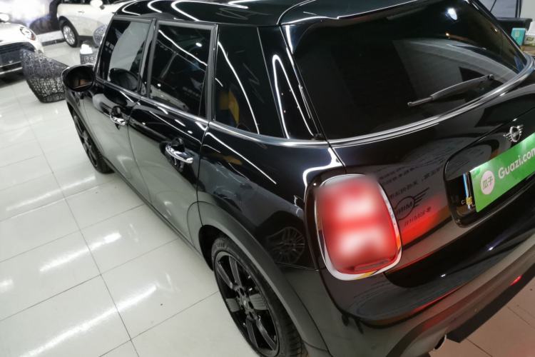 Used  MINI 2023 Updated 1.5T COOPER Artist Five-Door Edition
