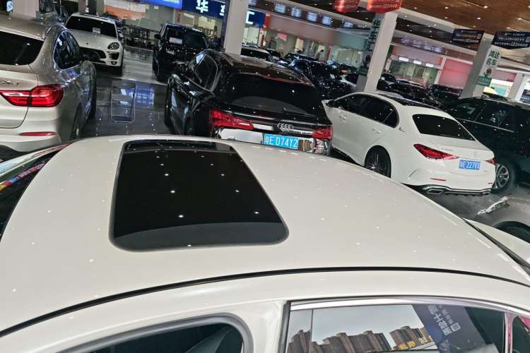 Used Infiniti Q50L 2018 2.0T Enjoyment Version China VI Standard
