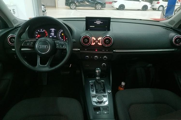 Used Audi A3 2018 30th Anniversary Edition Sportback 35 TFSI Ambition Model