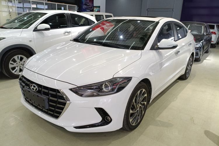 Used Hyundai Elantra 2019 1.4T Dual-Clutch Xuan Dong · Dynamic Model
