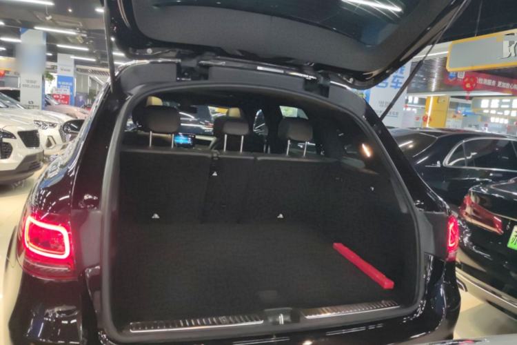 Used Mercedes-Benz GLC 2020 GLC 260 L 4MATIC Dynamic Model
