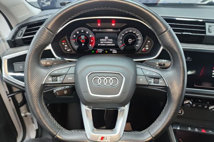 Used Audi Q3 Sportback 2022 40 TFSI Fashion Model
