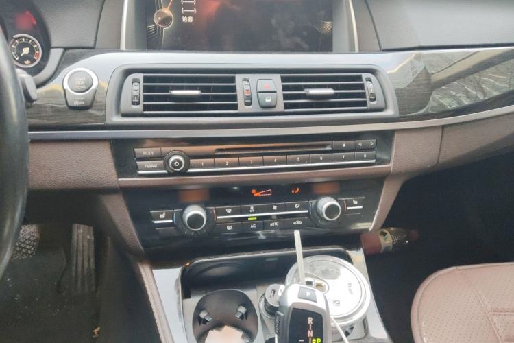 Used BMW 5 Series 2017 525Li Luxury Design Package
