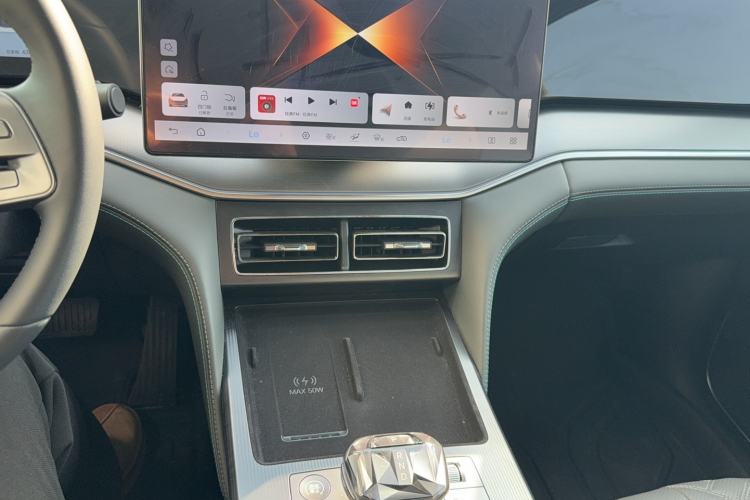 Used BYD Song L DM-i 2025 Intelligent Driving Version 112 km Beyond-Range Type