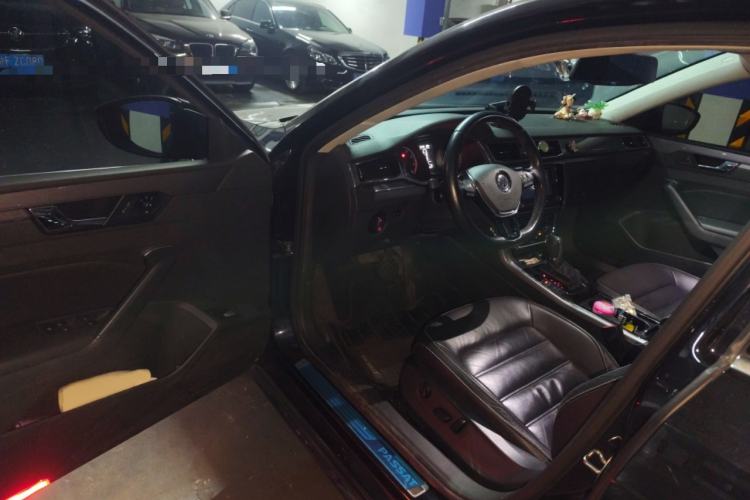 Used Volkswagen Passat 2016 330TSI DSG Luxury Edition