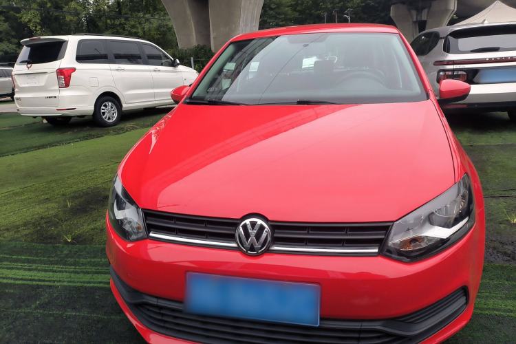 Used Volkswagen Polo 2016 1.4L Manual Fashion Model

