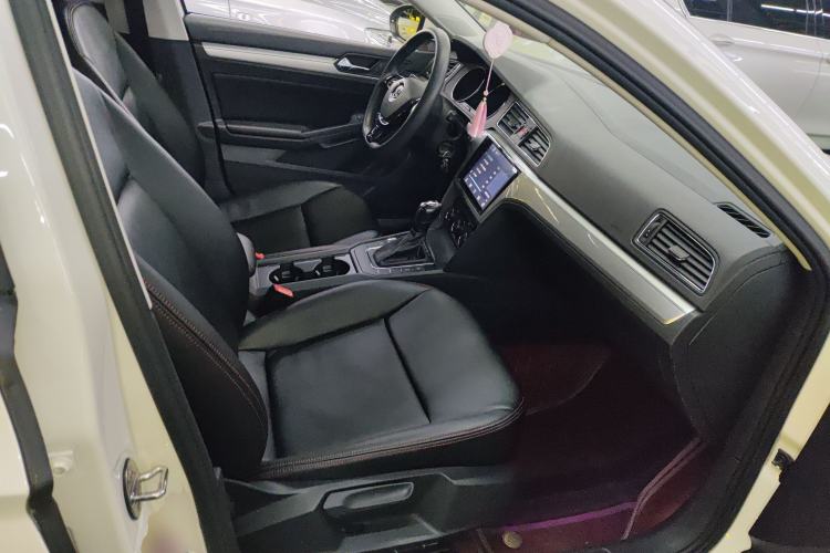 Used Volkswagen Lamando 2018 230TSI DSG Fashion Edition