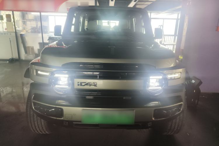 Used  V23 2025 501 Four-Wheel Drive Intelligent Driving Version
