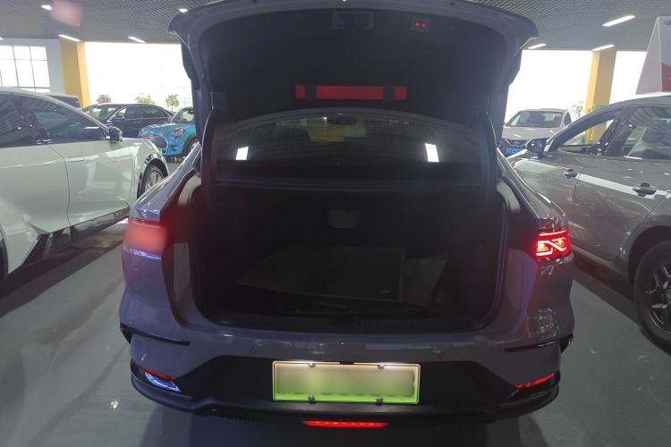 Used BYD Han 2025 EV with 701 km of Laser Radar-Enabled Intelligent Driving