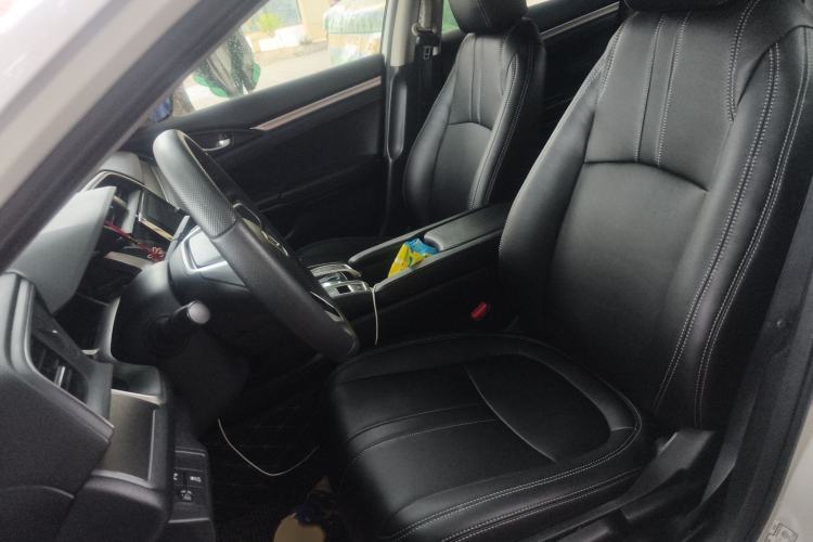 Used Honda Civic 2016 220TURBO CVT Luxury Edition
