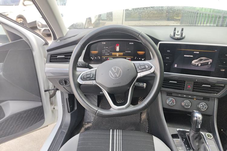 Used Volkswagen Bora 2024 200TSI DSG Comfort Edition
