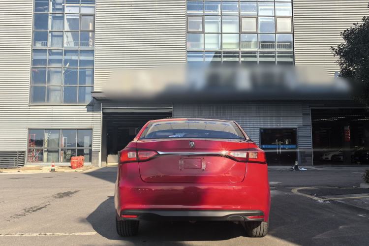 Used Roewe 360 2015 1.5L manual luxury edition
