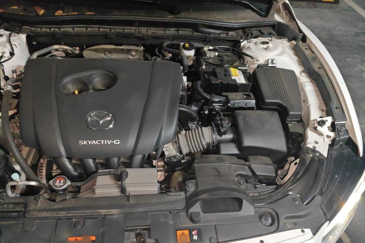 Used Mazda Atenza 2021 2.0L Blue Sky Luxury Edition
