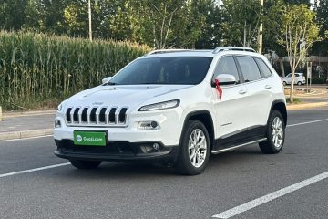Used Jeep Cherokee 2017 2.4L Leading Smart Edition