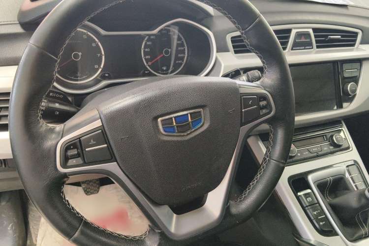 Used Geely Auto Emgrand X7 Sport 2016 2.0L Manual ZhiShang Version
