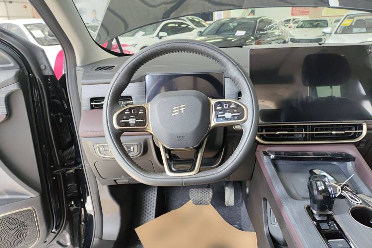 Used Jetour X90 PRO 2024 1.6T DCT Ultimate 7-Seater
