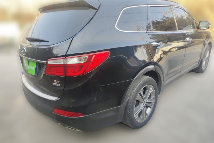 Used Hyundai Grand SantaFe 2013 3.0L 7-Seater 4x4 Flagship Edition
