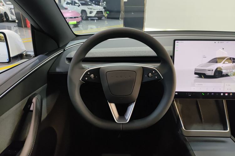 Used Tesla Model Y 2026 Rear-Drive Model