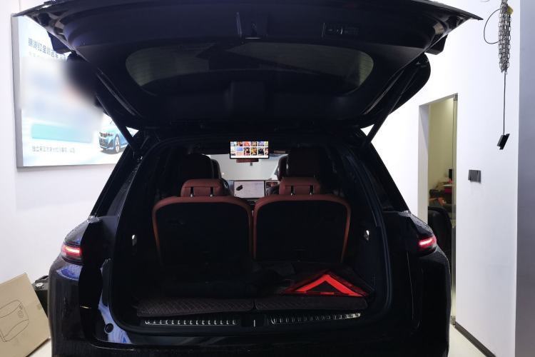 Used Li Auto L8 2023 Max model
