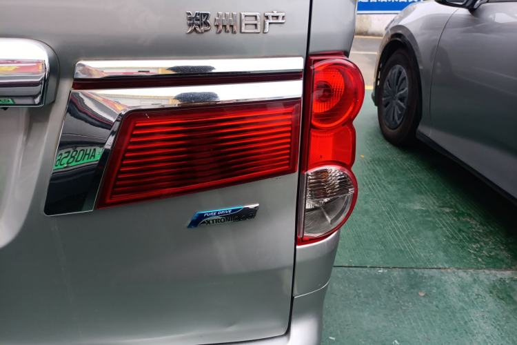 Used Nissan NV200 2018 1.6L CVT Luxury Model
