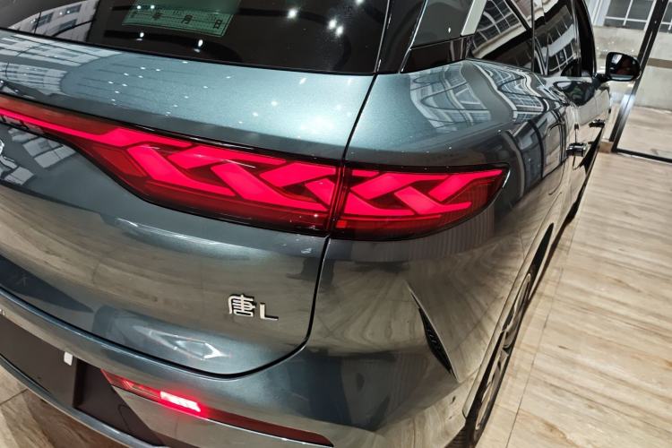 Used BYD Tang L 2025 DM 175KM Drone Player Edition