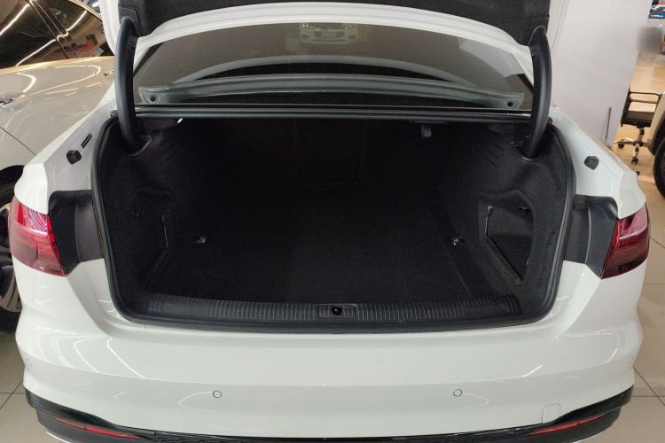 Used Audi A4L 2023 40 TFSI Luxury Dynamic Model