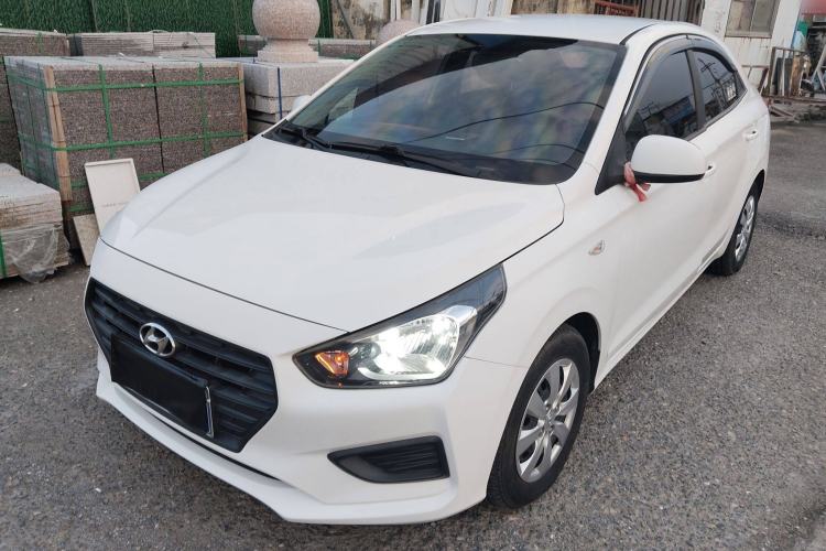 Used Hyundai Verna 2017 1.4L Manual Refreshed Version China V Standard
