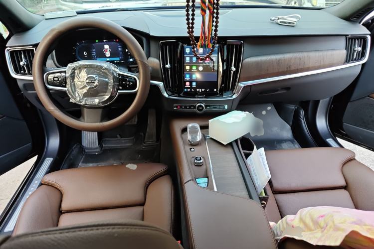 Used Volvo S90 2025 B5 Zhiyuan Luxury Edition