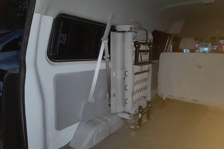 Used Jinbei New Hiace X30L 2024 Champion Edition Passenger Vehicle 5/6/7 Seats
