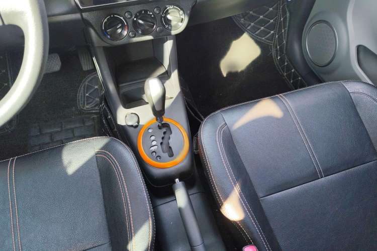 Used Suzuki Swift 2016 1.5L Automatic Fashionable Coolplay Edition
