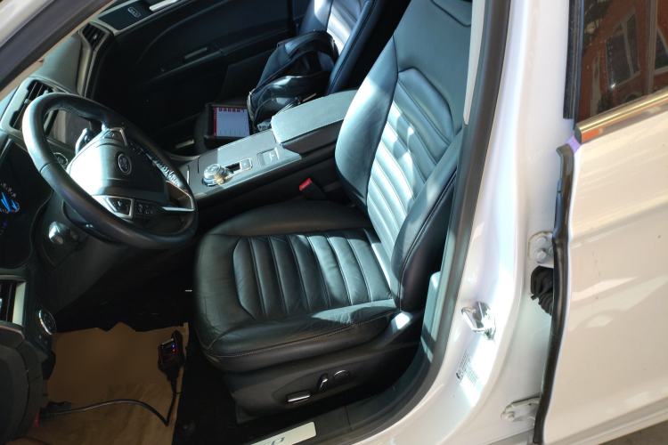 Used Ford Mondeo 2017 EcoBoost 180 Stylish Model
