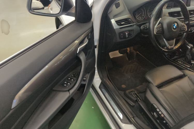 Used BMW X1 2016 sDrive18Li Luxury Model
