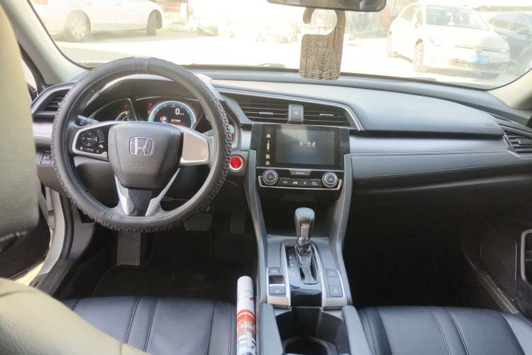 Used Honda Civic 2016 220TURBO CVT Luxury Edition
