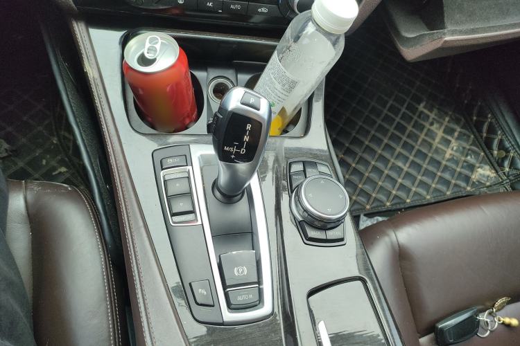 Used BMW 5 Series 2014 525Li Luxury Design Package
