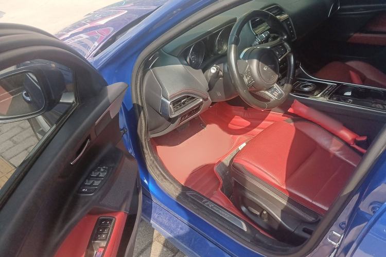 Used Jaguar XE 2017 2.0T 200 PS R-Sport
