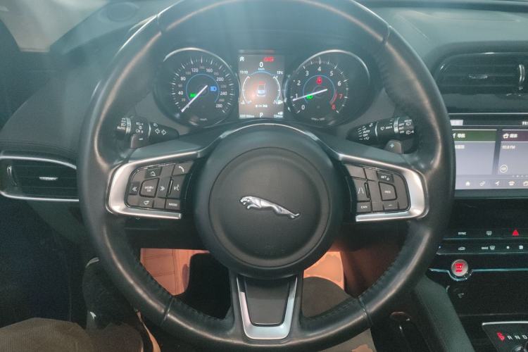 Used Jaguar F-PACE 2019 2.0T Four-Wheel Drive Urban Luxury Edition