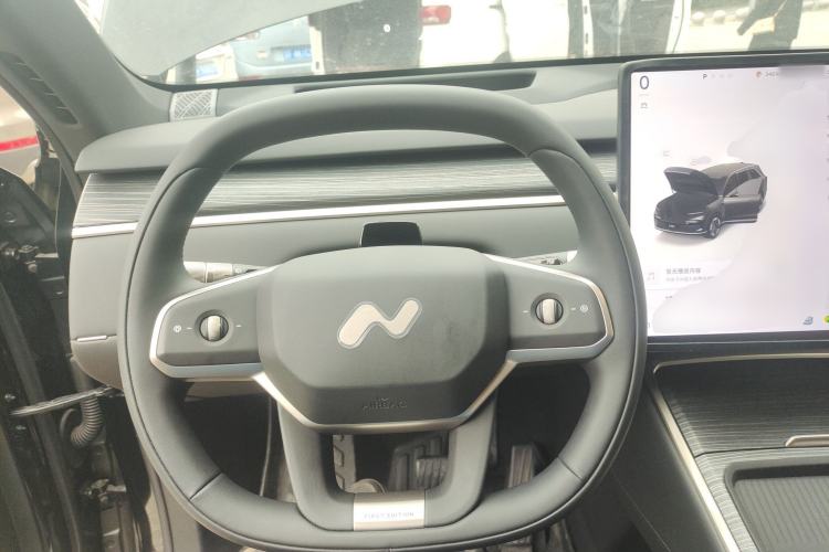 Used ONVO Luxeed L90 2025 Model—Pro Seven-Seater Version