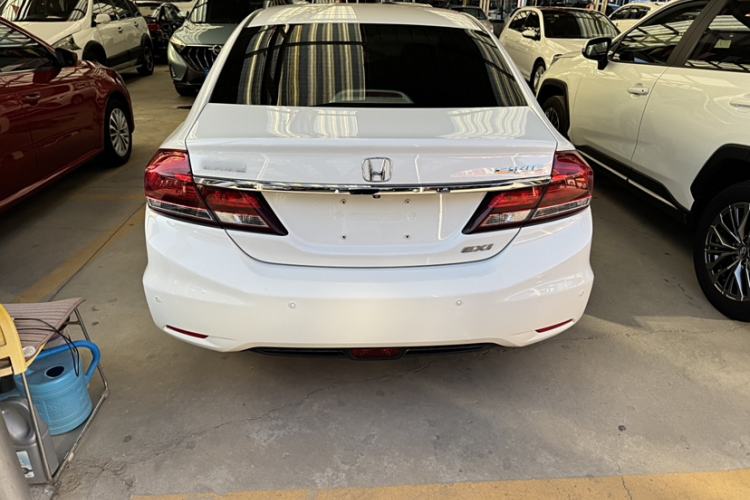 Used Honda Civic 2014 1.8L automatic comfort version
