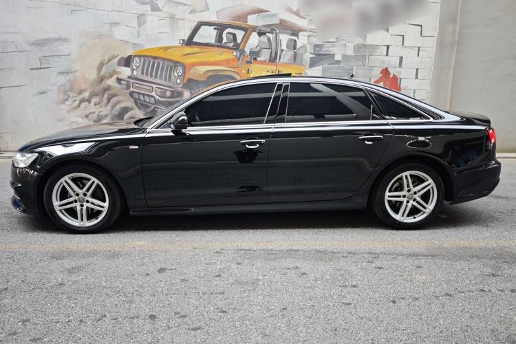 Used Audi A6L 2018 30th Anniversary Edition 30 FSI Style Model
