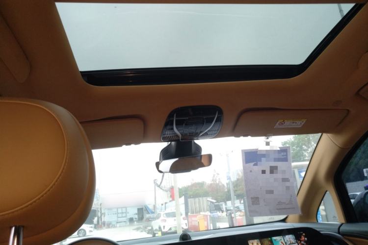 Used VOYAH Dream 2024 PHEV Extended-Range Premium Edition
