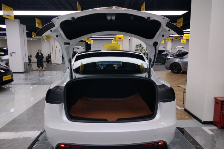 Used Tesla Model 3 2023 Rear-Wheel-Drive Version
