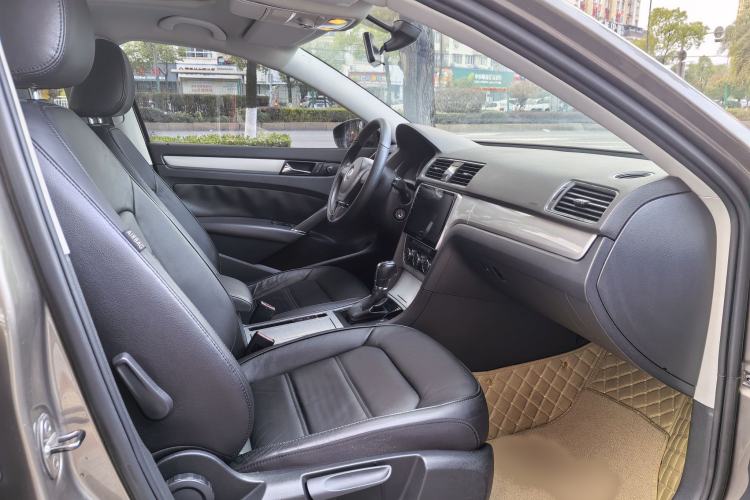 Used Volkswagen Passat 2014 1.8TSI DSG Prestige Edition
