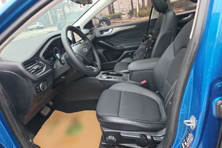 Used Ford Focus 2020 Sedan EcoBoost 180 Automatic Trend Edition
