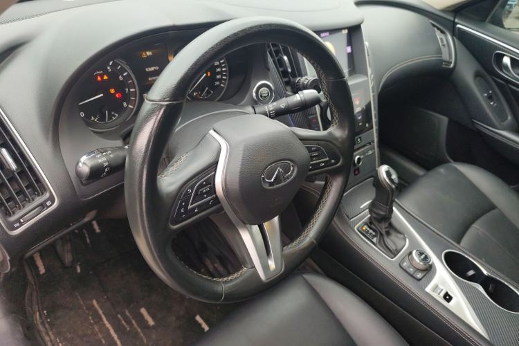 Used Infiniti Q50L 2018 2.0T Comfort Edition China VI Standard