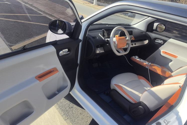 Used  Lumin 2023 301km Honey Dew Edition
