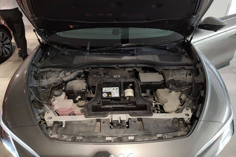 Used  L7 2022 Dynamic Model
