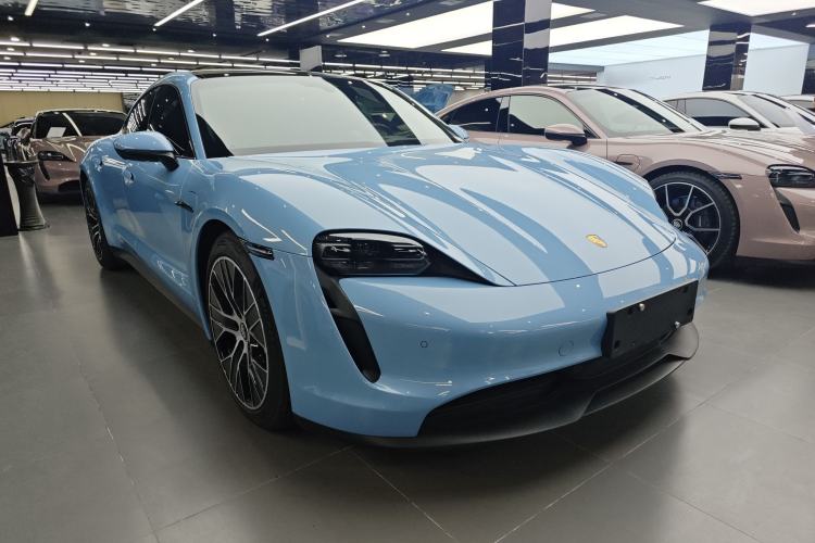 Used Porsche Taycan 2022-Year Updated Taycan