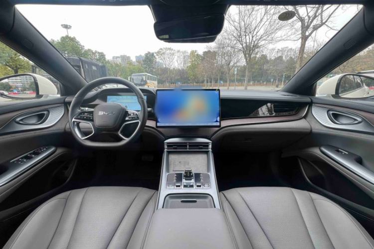 Used BYD Seal 2023 DM-i 1.5L 121km Prestige Model